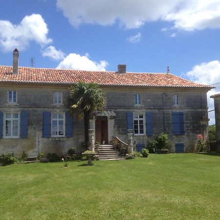 Le Moulin A Vent Panzió Bertric-Burée Kültér fotó